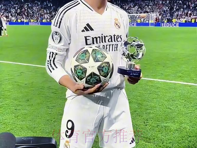 马卡-选姆巴佩为全场最佳不妥 三人比他表现更好