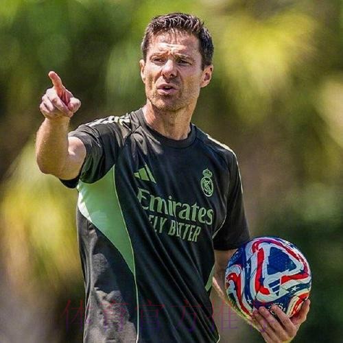 弗里克:完美结束本赛季 阿隆索执教皇马不令人吃惊 弗里克:完美结束本赛季 阿隆索执教皇马不令人吃惊